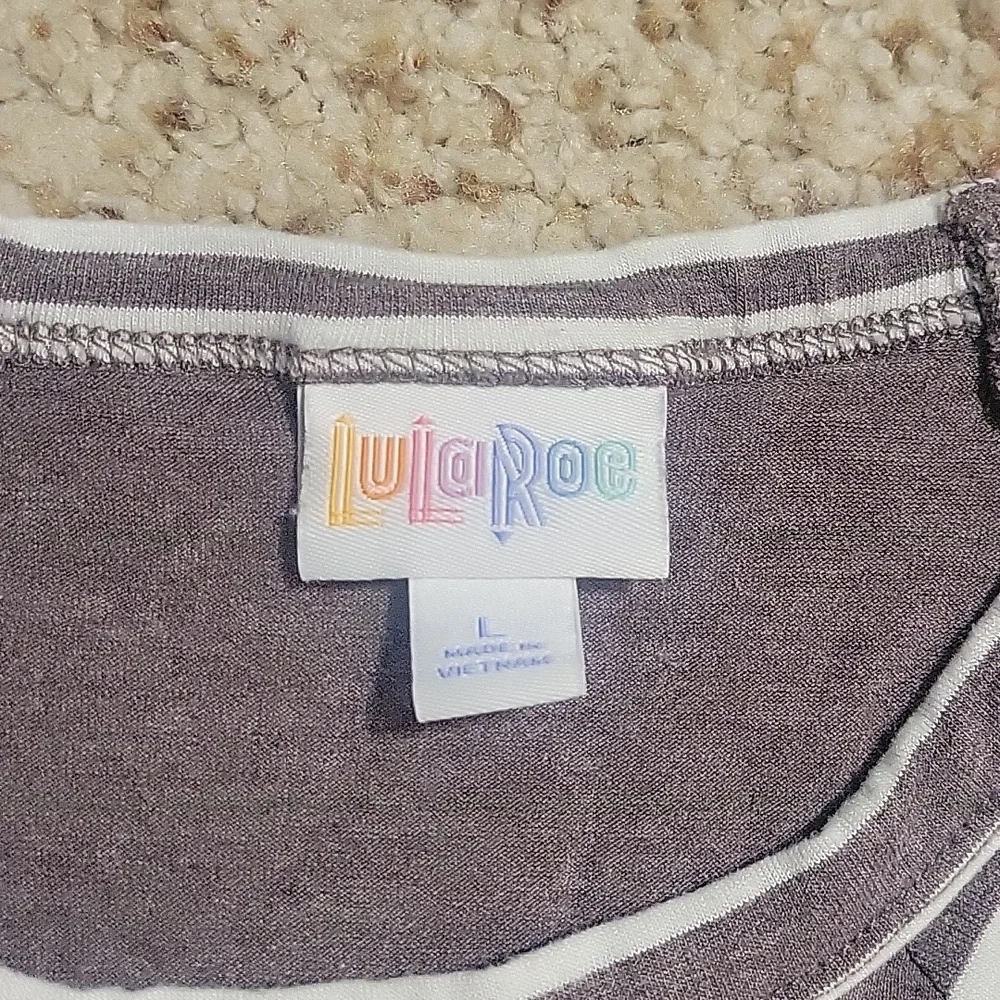 Lularoe Randy LS Top - Picture 2 of 3
